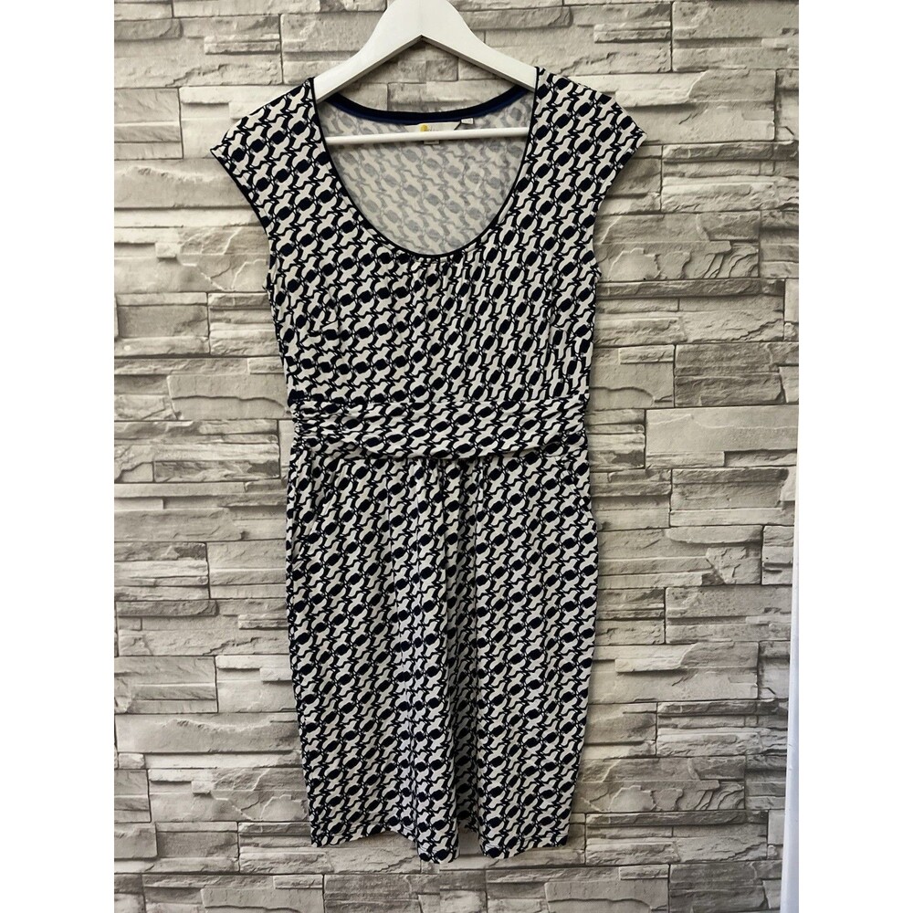 Boden Jersey Stretch Knee Length Dress Cap Sleeve Size 6P Navy Blue Bird Print